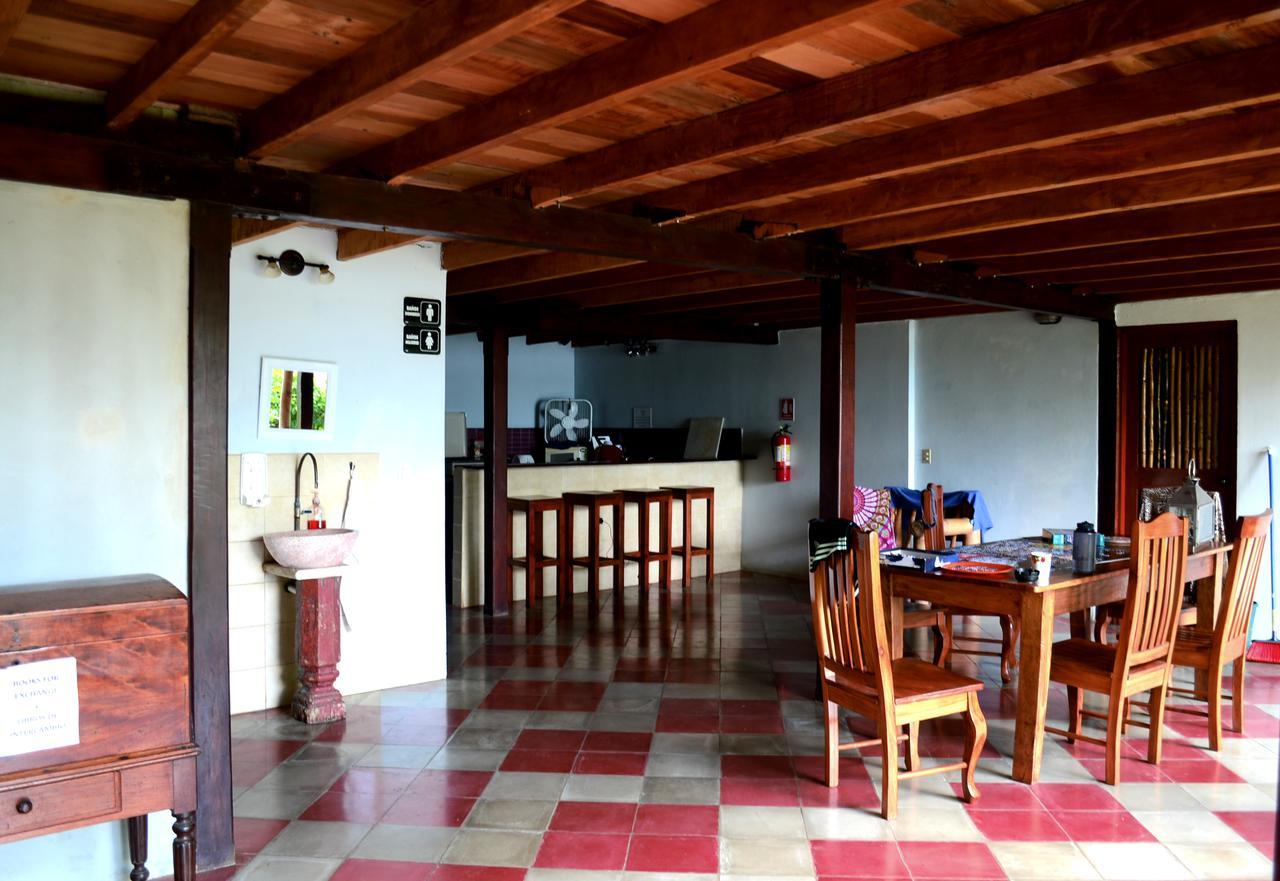 拉古纳海滩俱乐部酒店 La Laguna 外观 照片